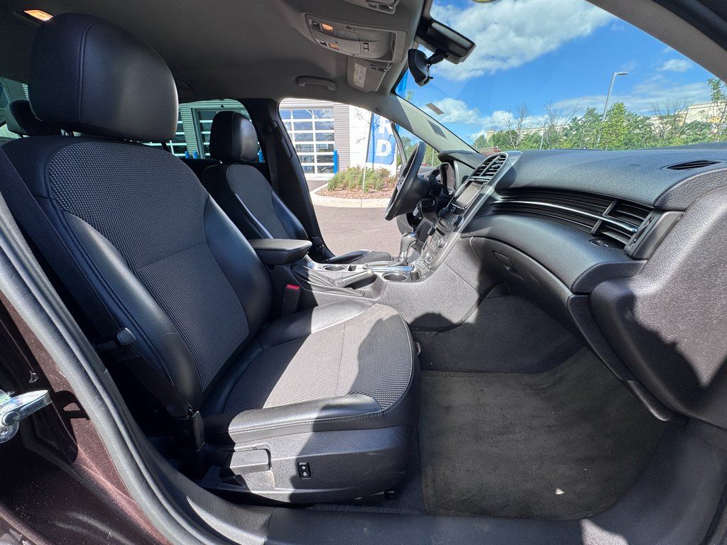 Used 2015 Sable Metallic Chevrolet LT image 27