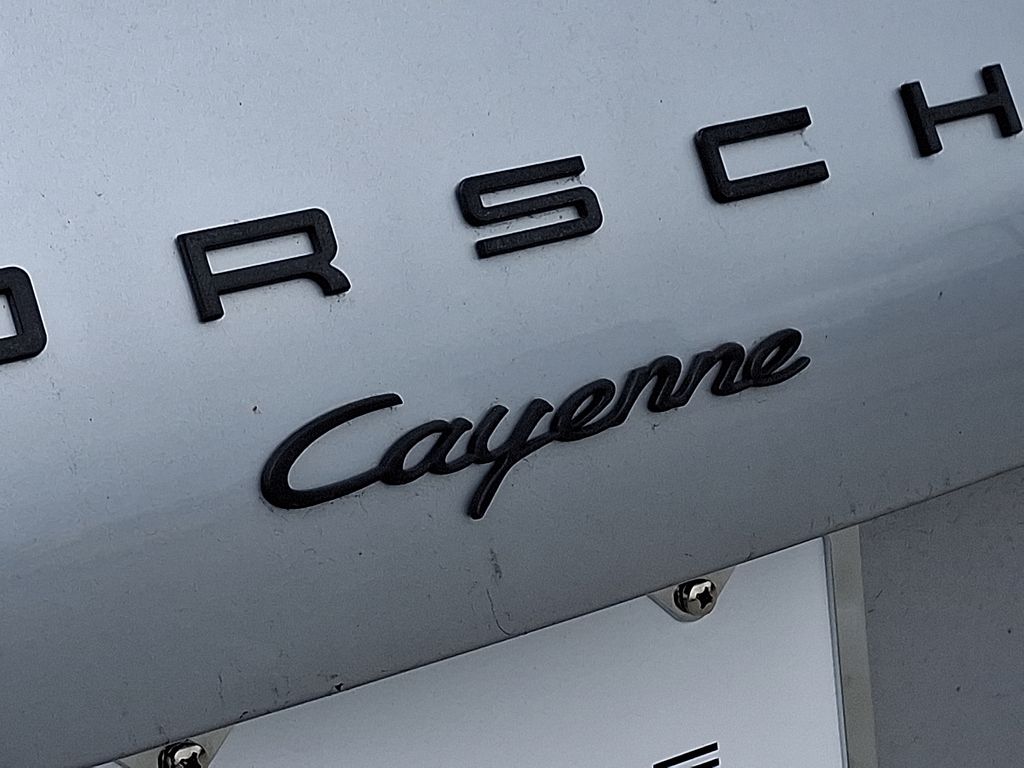 Thumbnail: 2017 Porsche Cayenne - 31