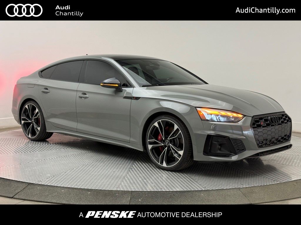 Thumbnail: 2022 Audi S5 - 1
