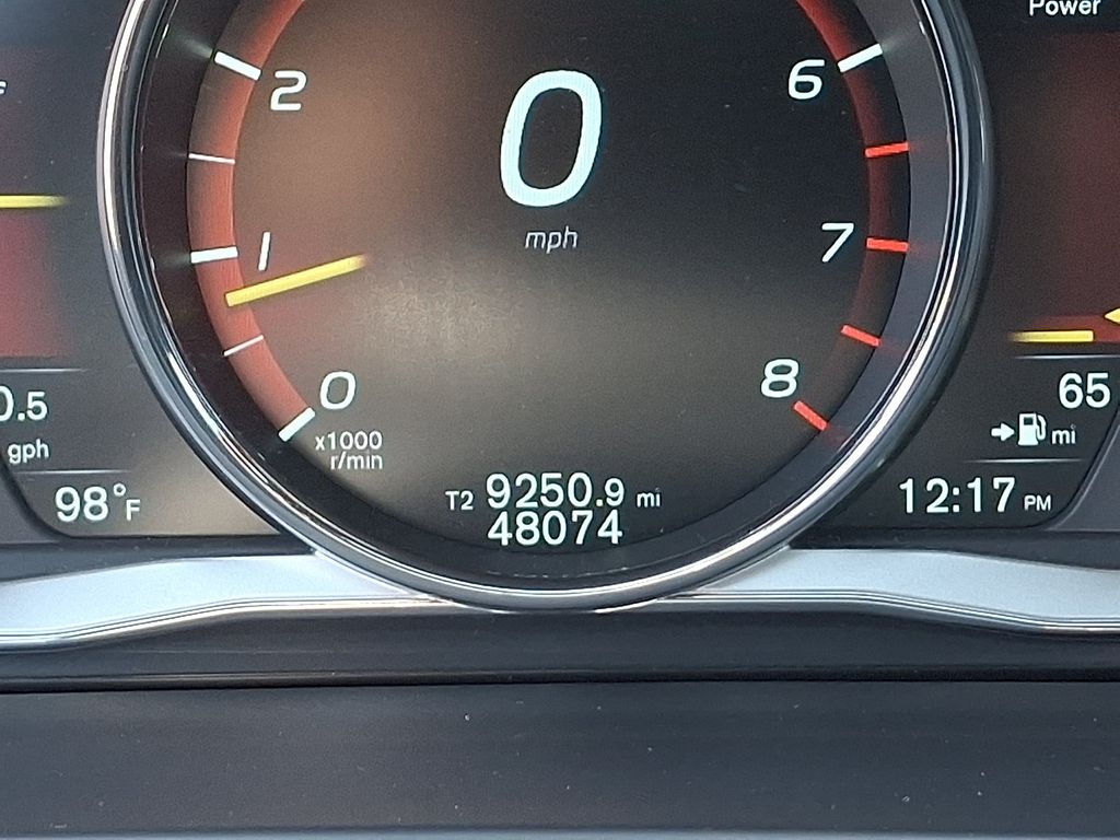 Thumbnail: 2016 Volvo V60 - 19