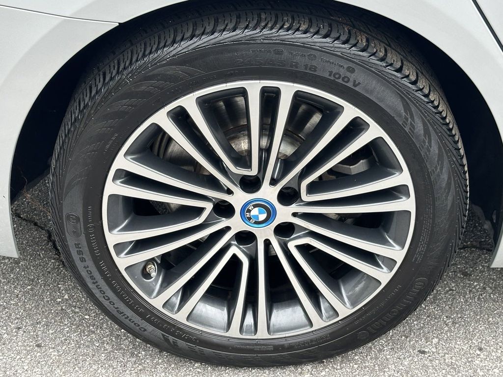 2019 BMW 5 Series 530e iPerformance 20