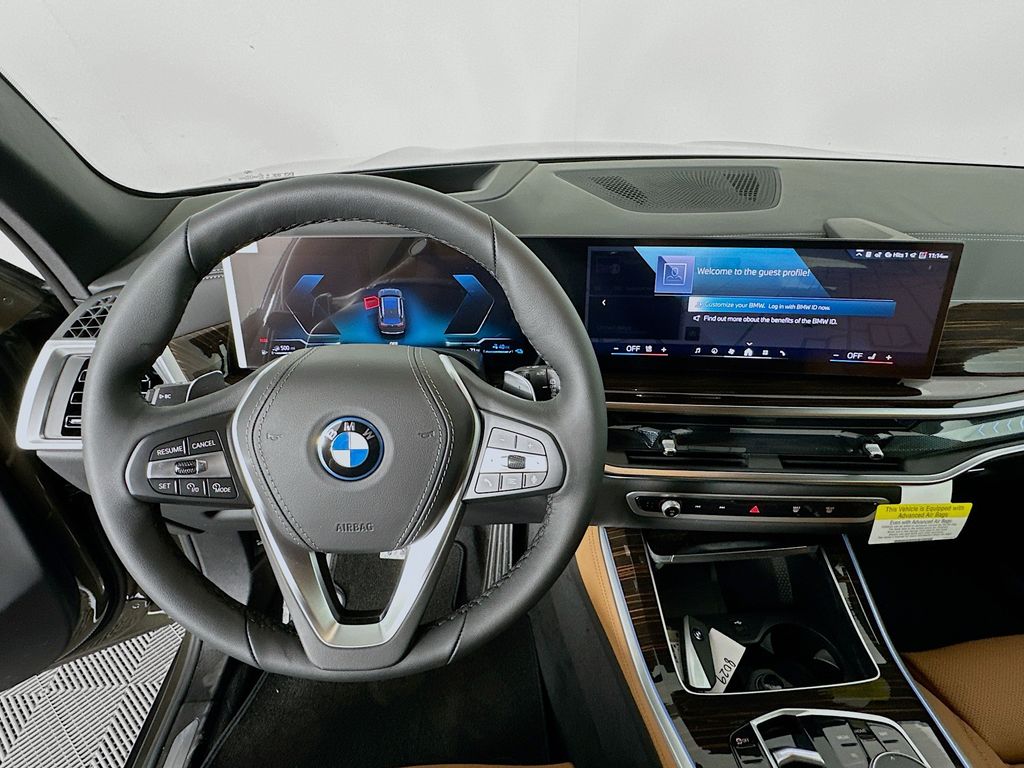 2026 BMW X5 xDrive50e 10