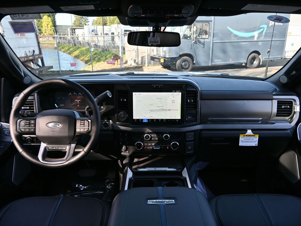 2025 Ford F-350 Super Duty Platinum
