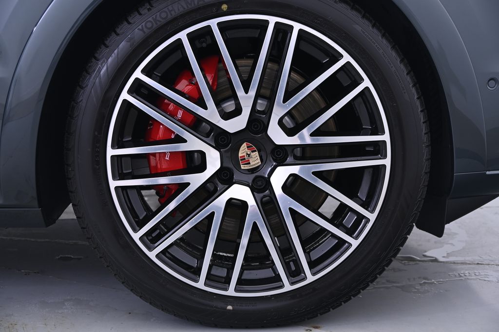 Thumbnail: 2025 Porsche Cayenne - 14