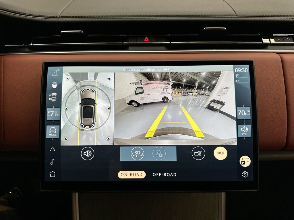 Thumbnail: 2026 Land Rover Range Rover - 29