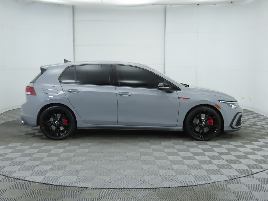 2024 Volkswagen Golf GTI SE 4