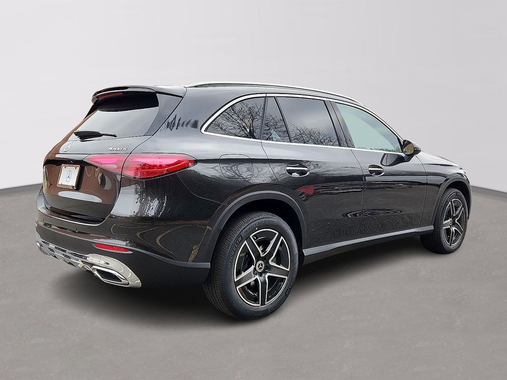 Thumbnail: 2026 Mercedes-Benz GLC - 3