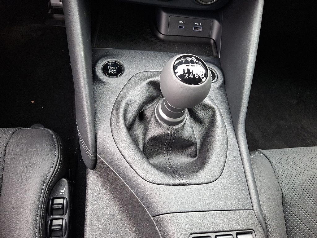 2026 Nissan Z — photo 10