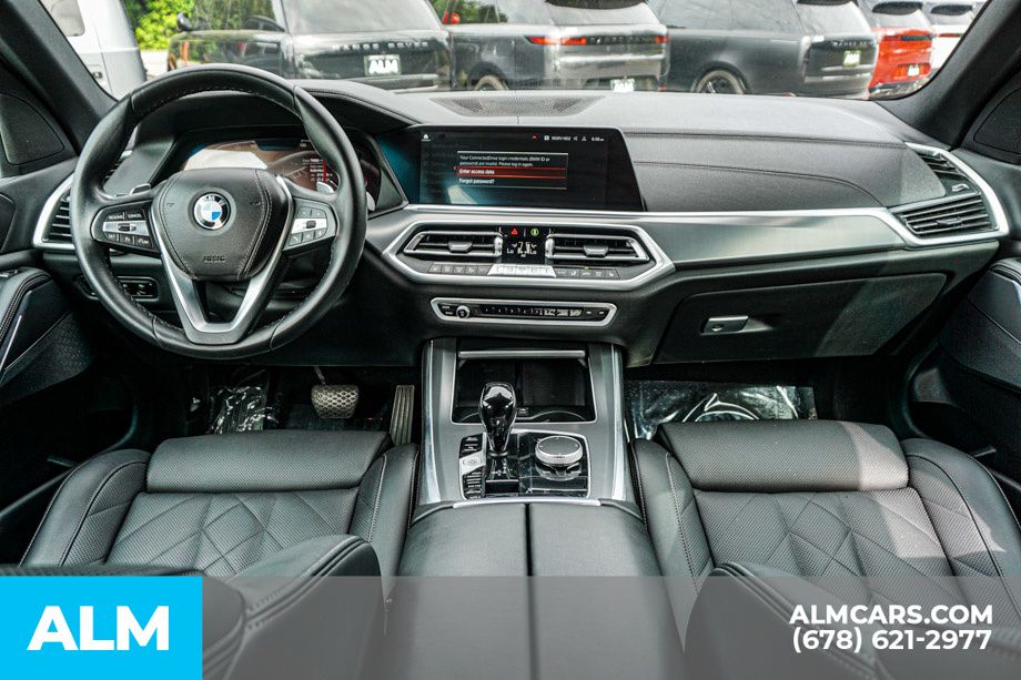 Used 2023 White BMW sDrive40i image 25