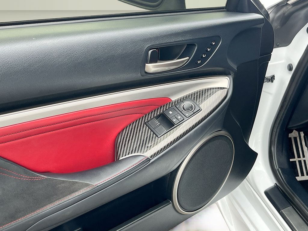 Used 2019 White Lexus F image 18
