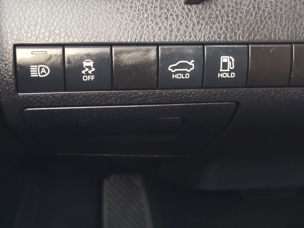 Used Car 2020 Toyota Camry  Se For Sale Under $20,000 In Austin, Texas