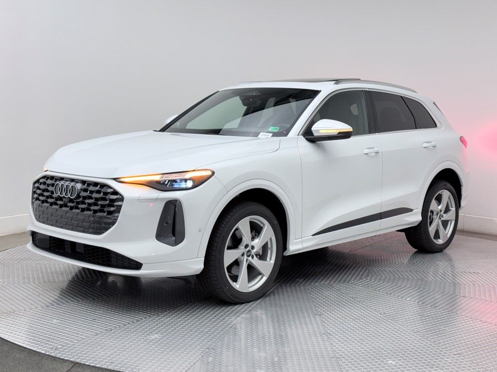 Thumbnail: 2025 Audi Q5 - 6