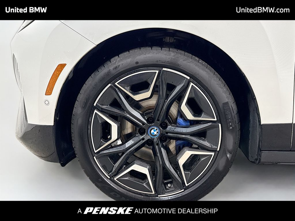 Thumbnail: 2022 BMW iX - 2