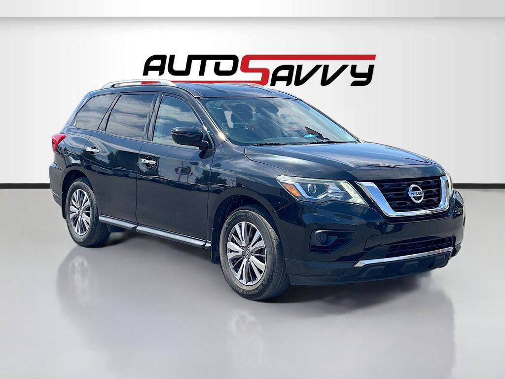 2020 Nissan Pathfinder S 2WD's photo