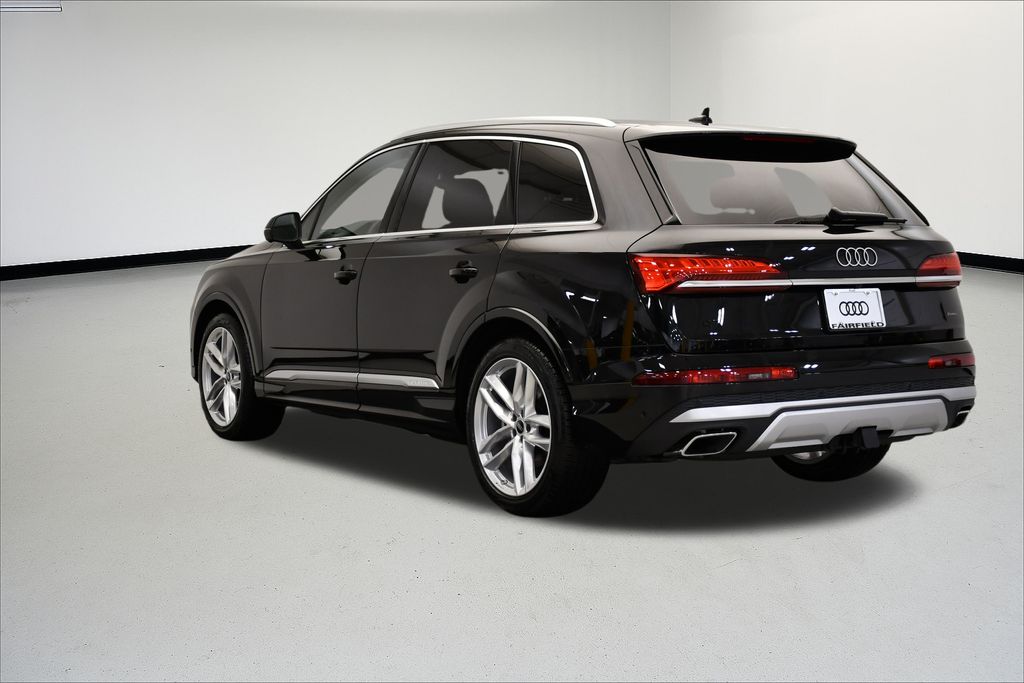 Thumbnail: 2025 Audi Q7 - 3
