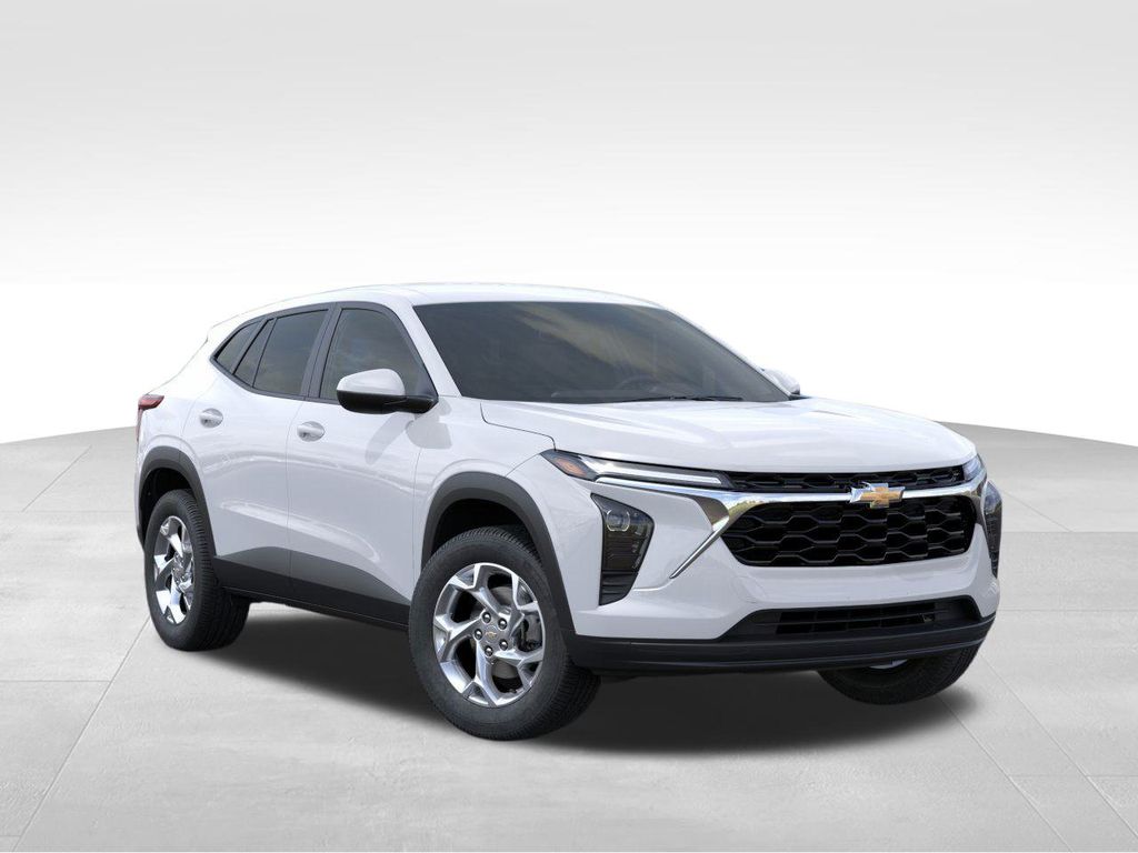 2025 Chevrolet Trax LS 7