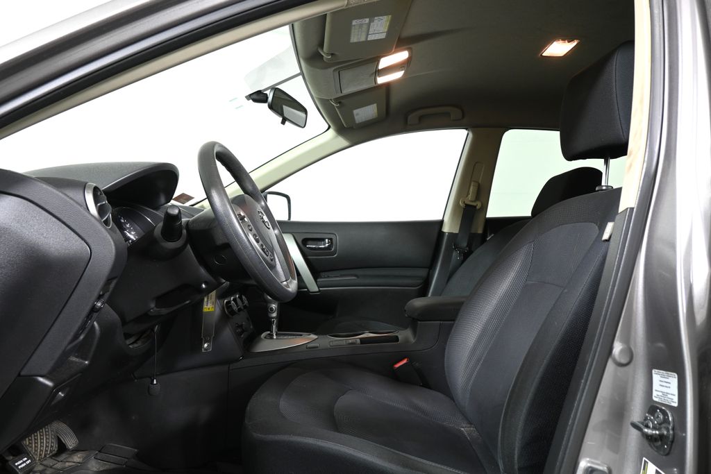 Thumbnail: 2015 Nissan Rogue - 3