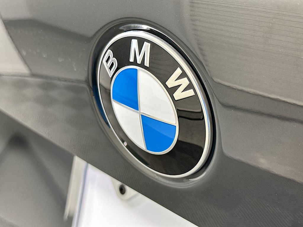 Thumbnail: 2026 BMW X5 - 22