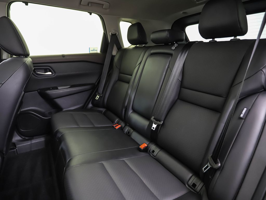 Thumbnail: 2023 Nissan Rogue - 21