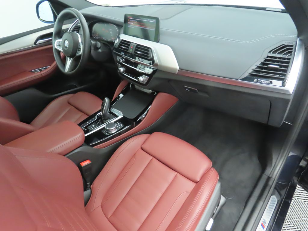 Thumbnail: 2021 BMW X4 - 18