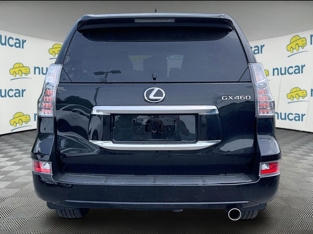 2023 Lexus GX — photo 3