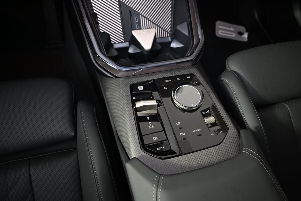 Thumbnail: 2025 BMW X3 - 19