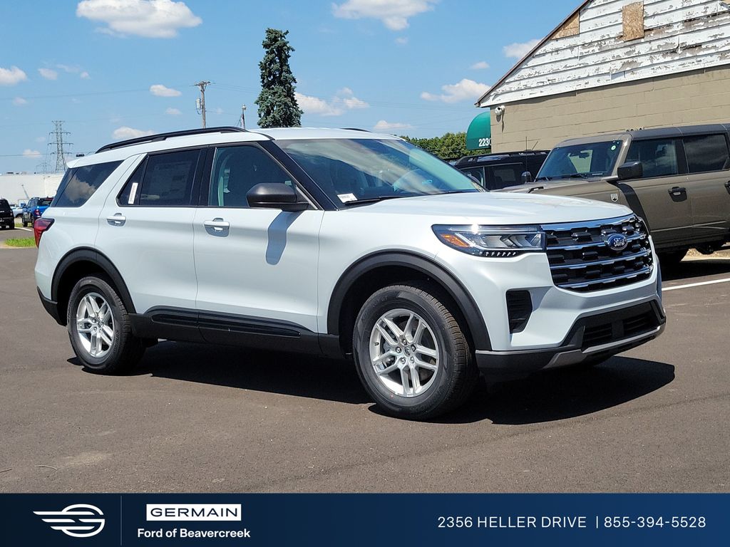 White Metallic 2026 Ford Explorer SUV / Crossover All-Wheel Drive Automatic