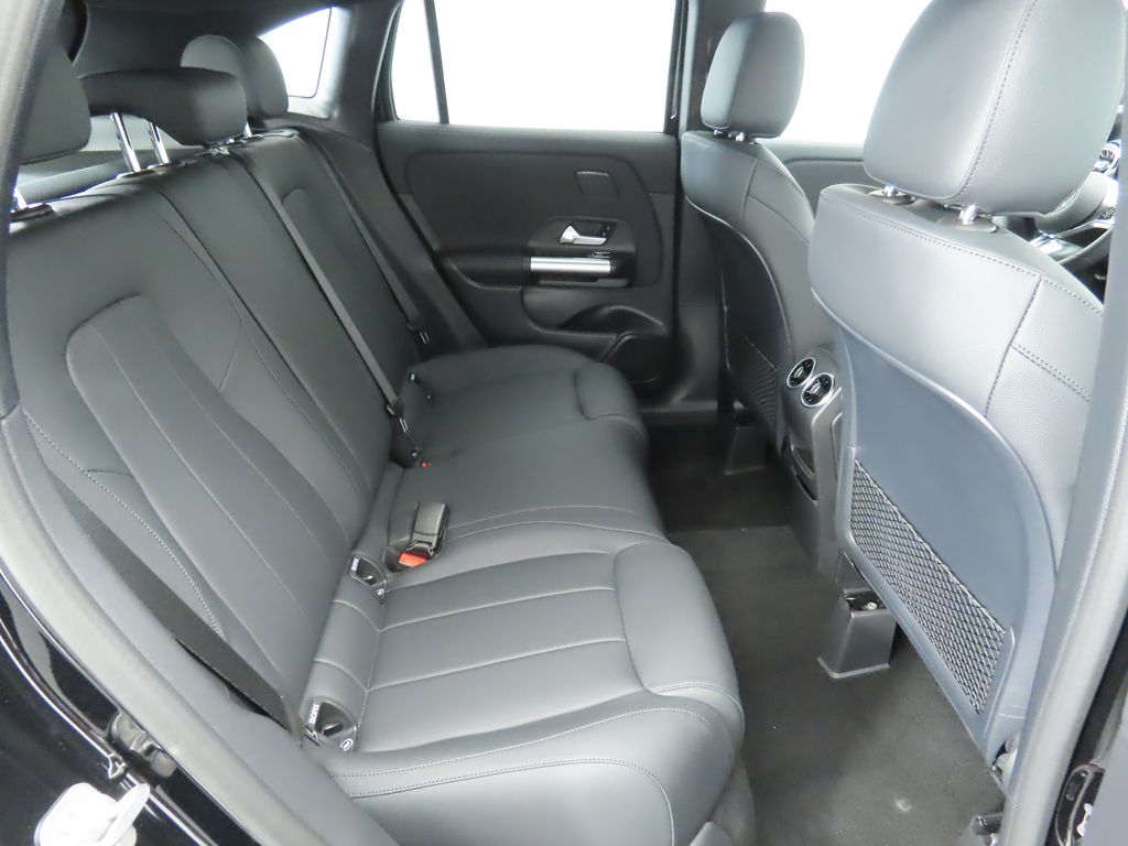 Thumbnail: 2025 Mercedes-Benz GLA - 22