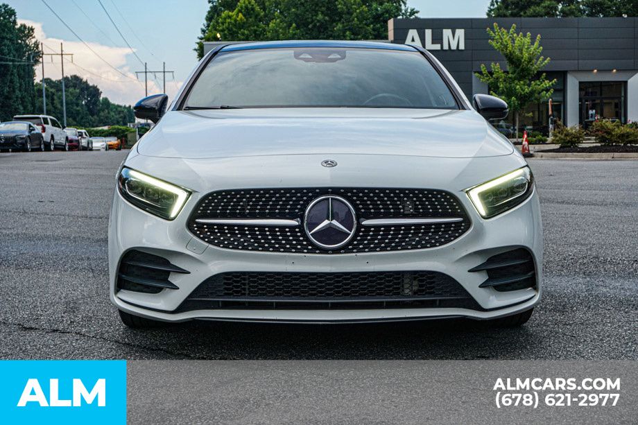 Used 2019 White Mercedes-Benz A 220 image 10