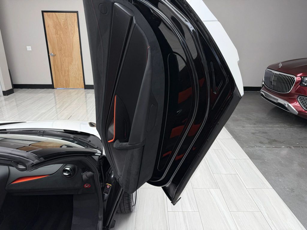 2024 McLaren 750S