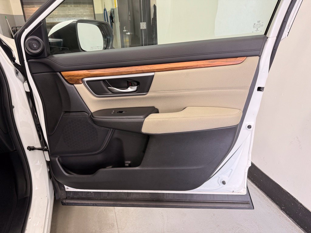 Thumbnail: 2017 Honda CR-V - 27
