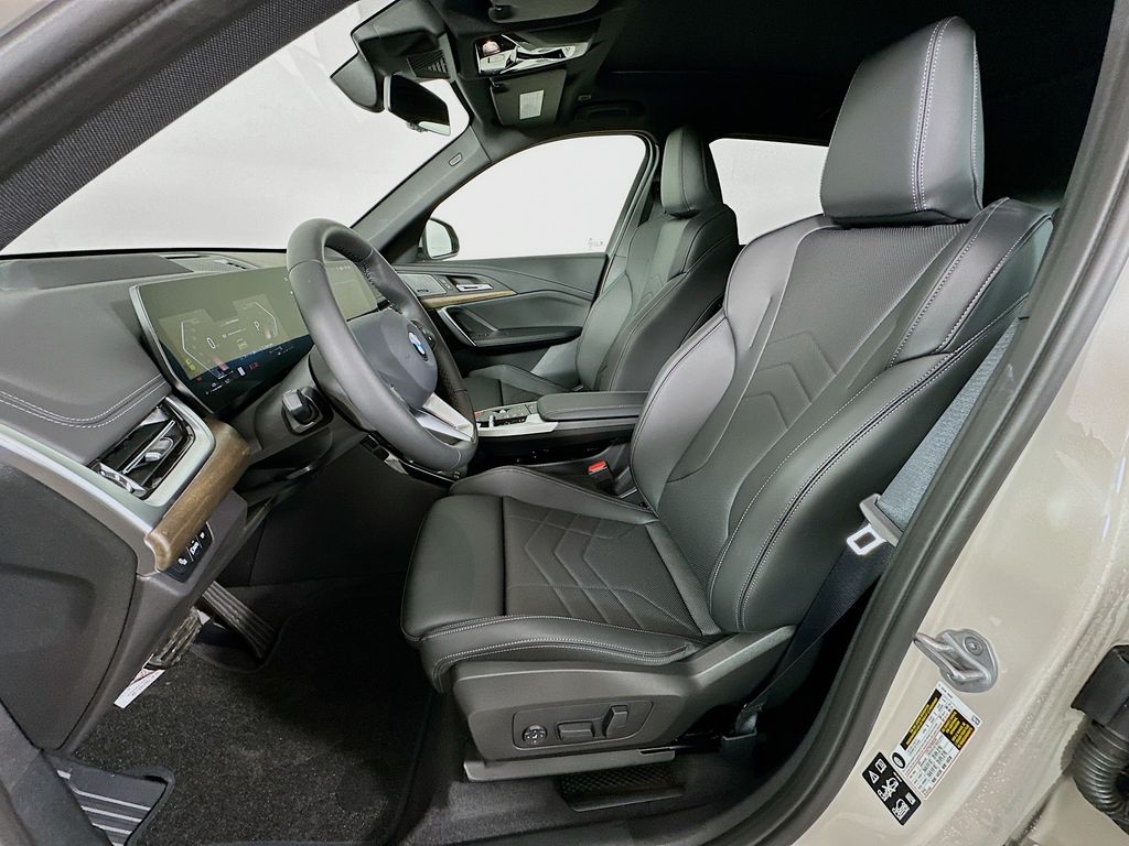 Thumbnail: 2026 BMW X1 - 16