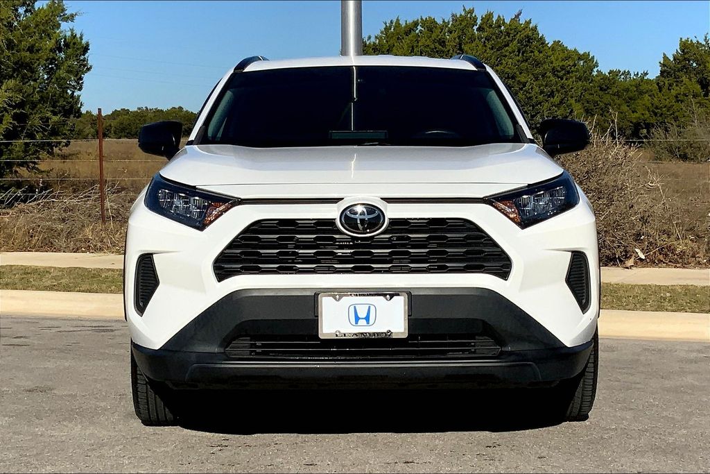 2021 Toyota RAV4 LE 2