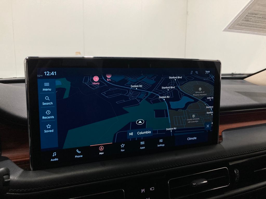 2022 Lincoln Nautilus Reserve