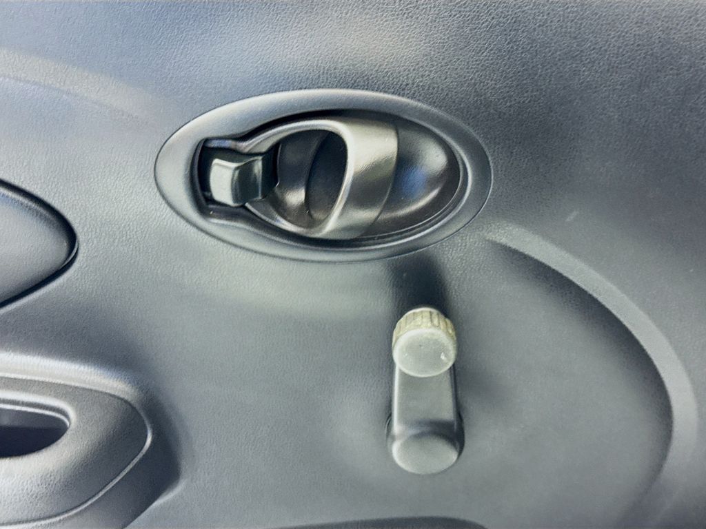 Used Car 2017 Nissan Versa  1.6 S For Sale Under $10,000 In Austin, Texas