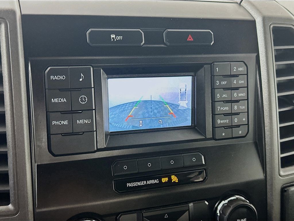 Used 2019 White Ford XL image 20