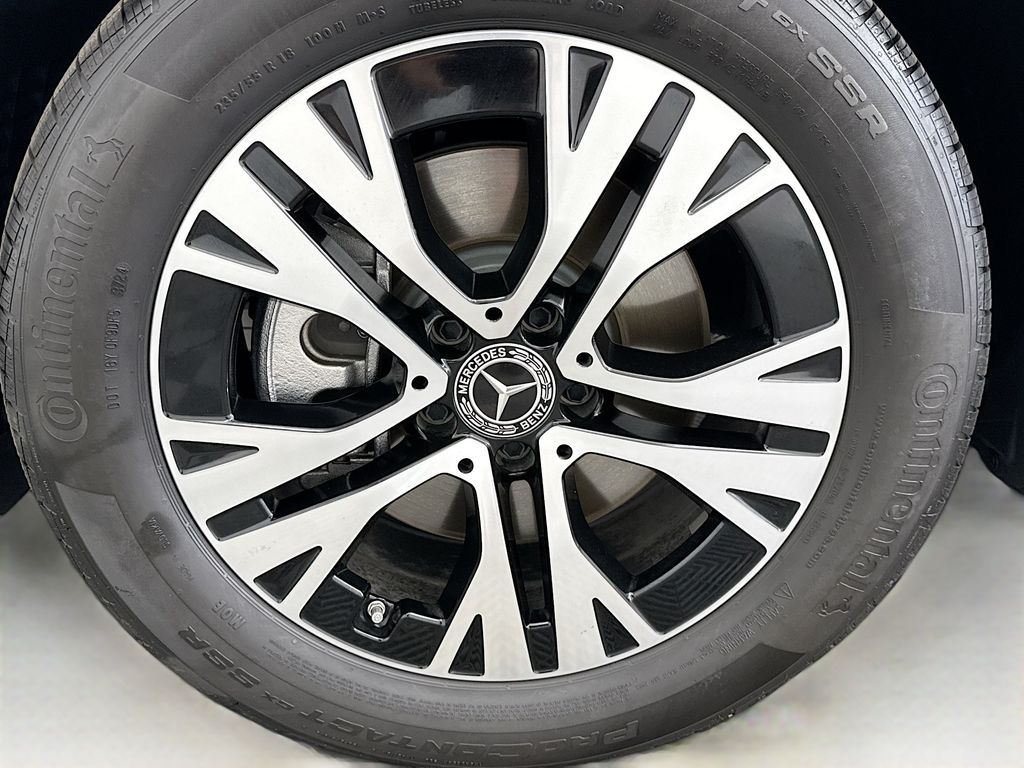 Thumbnail: 2025 Mercedes-Benz GLA - 28