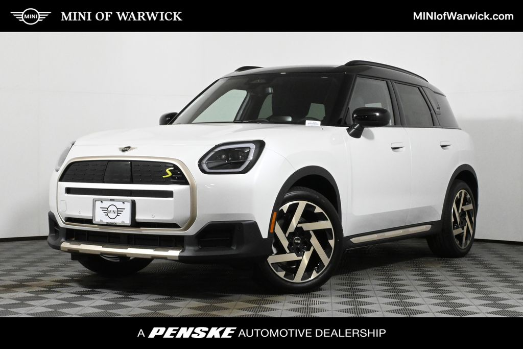 2025 MINI Cooper Countryman  -
                Warwick, RI