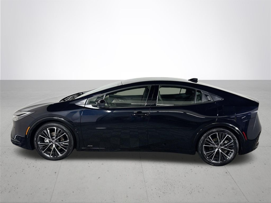 2024 Toyota Prius XLE