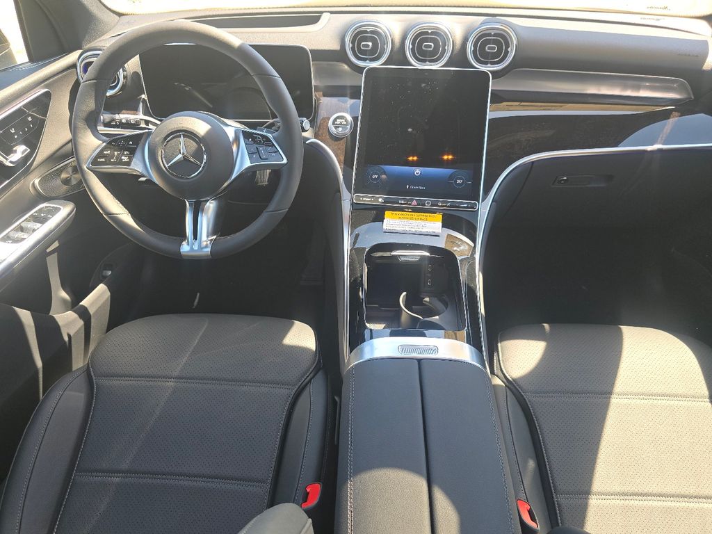 New 2026 Black Mercedes-Benz GLC 300 image 23