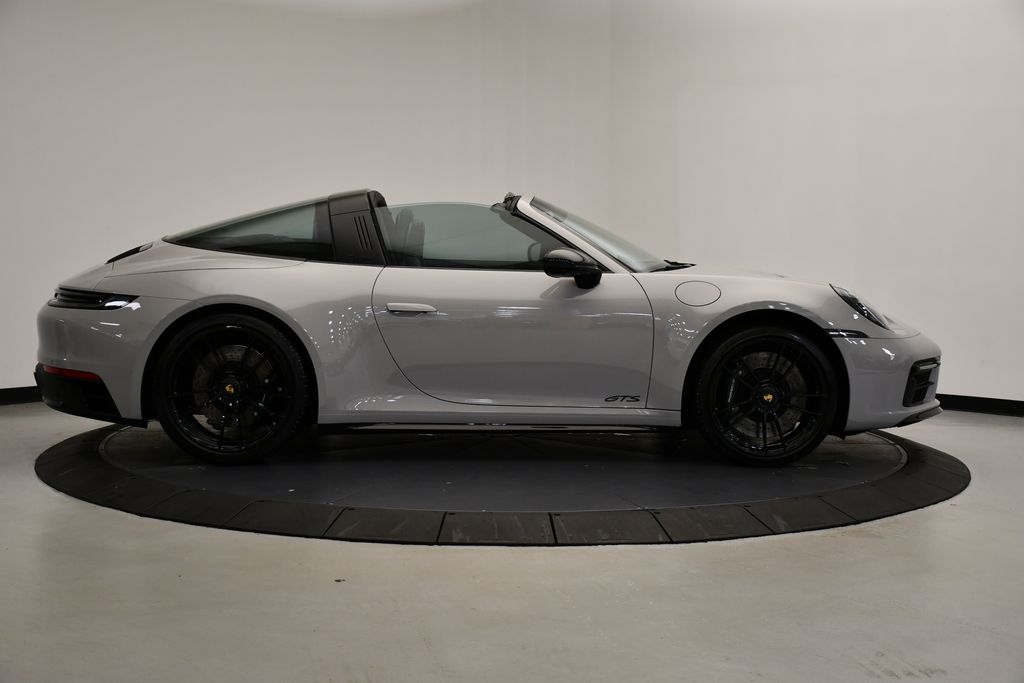 2023 Porsche 911 Targa 4S 14