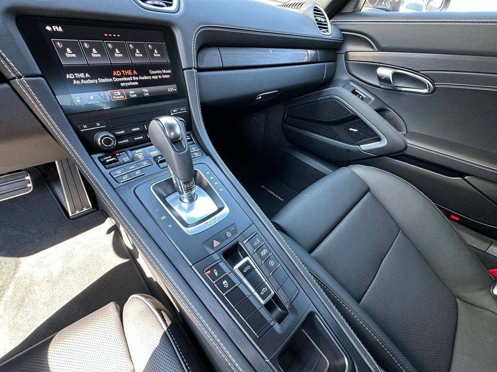 Thumbnail: 2025 Porsche 718 Boxster - 26