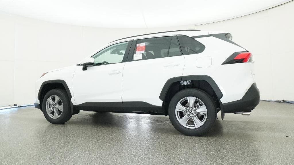 Thumbnail: 2025 Toyota RAV4 - 29