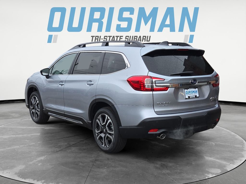2025 Subaru Ascent Limited photo 3