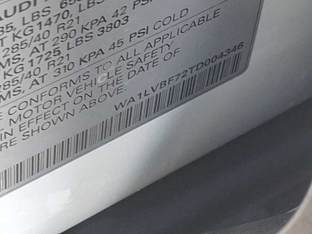 Thumbnail: 2026 Audi Q7 - 21