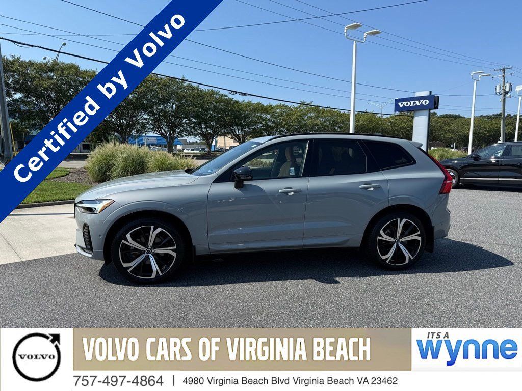  2024 Volvo XC60 B5 Ultimate Dark Theme AWD   
