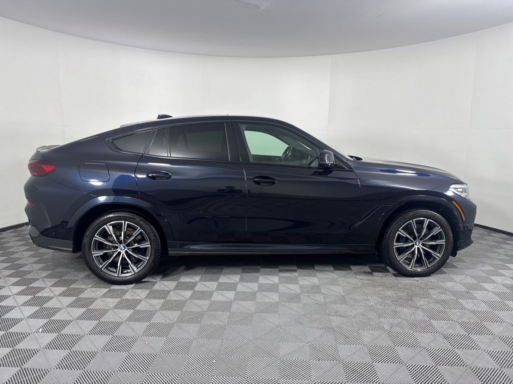 Thumbnail: 2022 BMW X6 - 4
