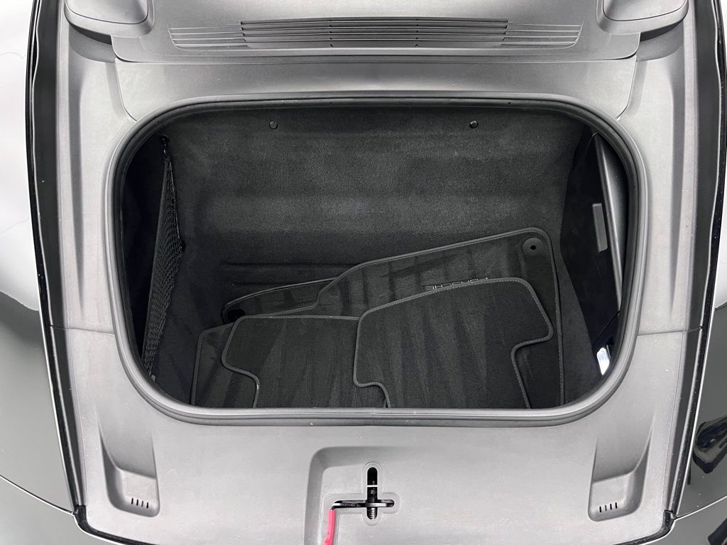 2021 Porsche 911 Carrera 29