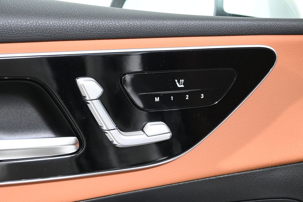 Thumbnail: 2026 Mercedes-Benz GLC - 24