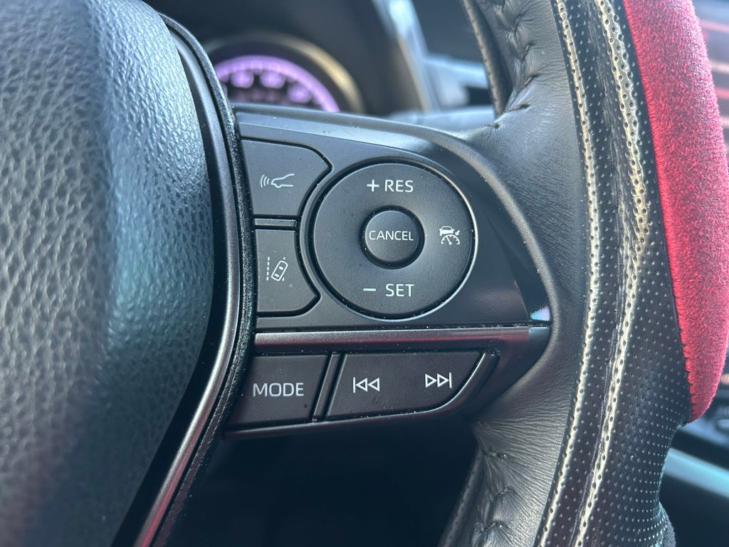 2022 Toyota Camry SE 19